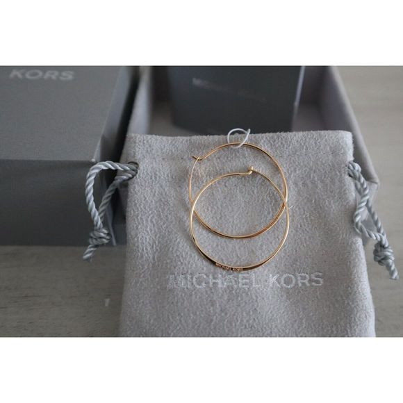 Michael Kors MKC1409AA Women's Small Gold Ultrathin Whisper Hoop Earrings $95 - Picture 3 of 7